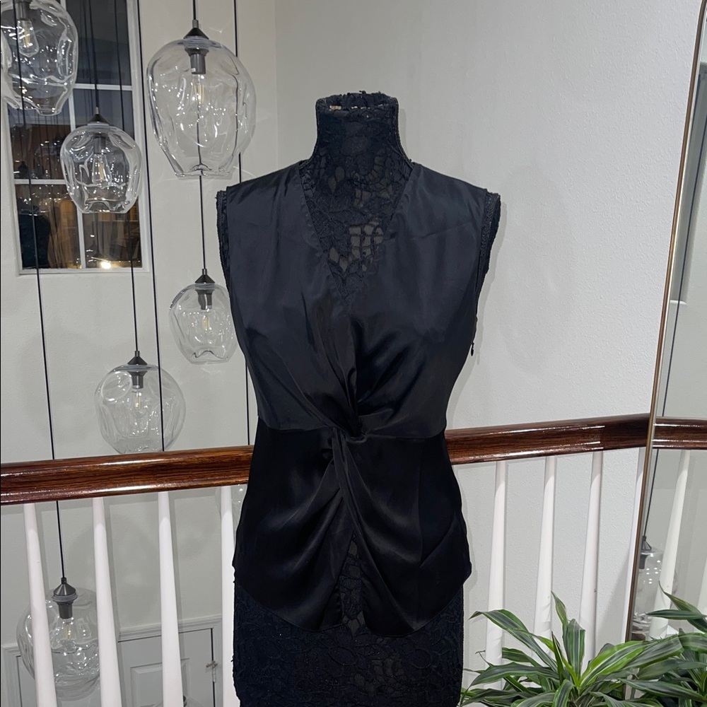Theory Black Twist Front Sleeveless Blouse